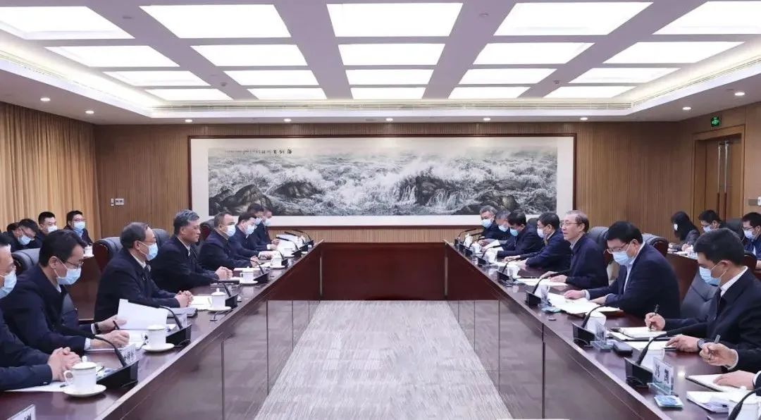 辛保安、張智剛與新疆維吾爾自治區、新疆生產建設兵團領導會談