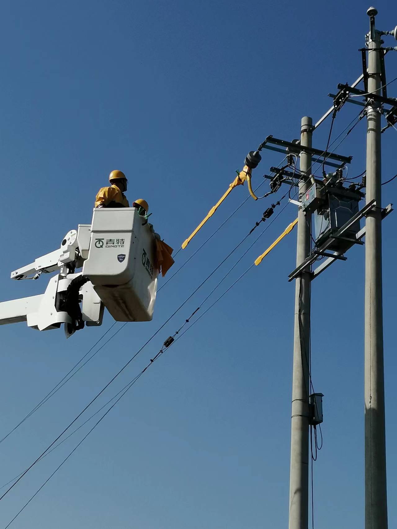 商都供電：“能帶不停”，保供電優服務