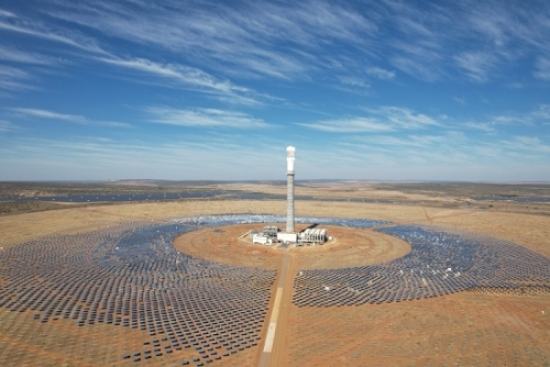 南非最大塔式光熱電站項目喜迎新節點