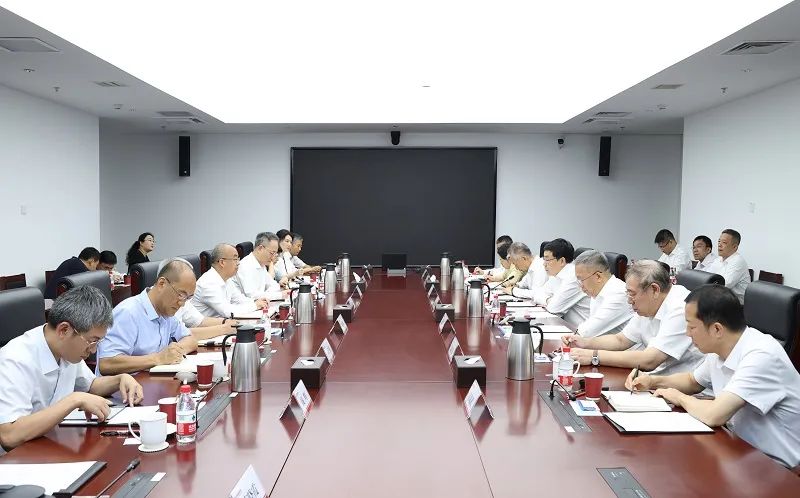 國家電網公司董事長、黨組書記張智剛拜訪懷柔實驗室并交流座談
